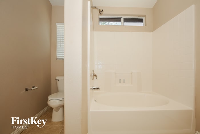 Building Photo - 4529 Clipper Cove Ct