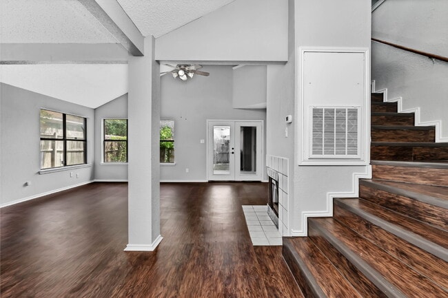 Building Photo - $1,000 Off first month.