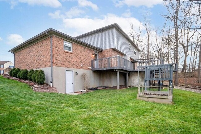 Building Photo - 1851 Foxhollow Dr