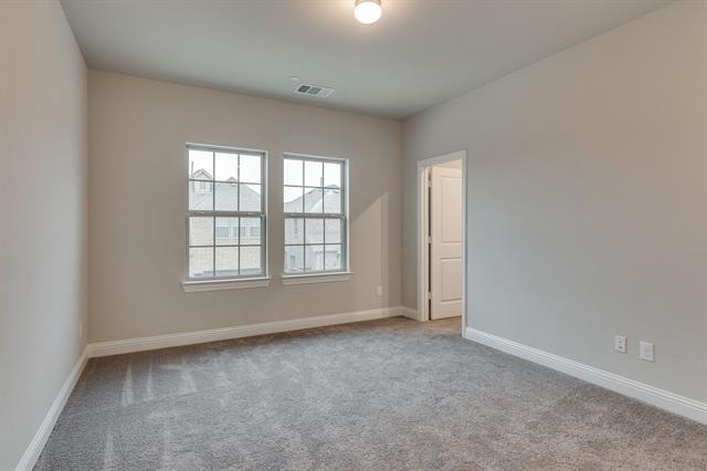 Building Photo - 915 Ponds Edge Ln