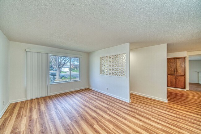 Building Photo - By appointment