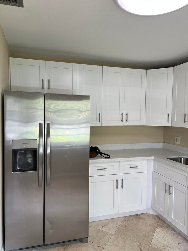 Building Photo - 8436 Cypress Ln