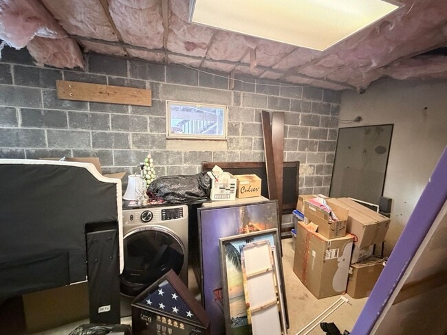 Building Photo - 5115 Irving St