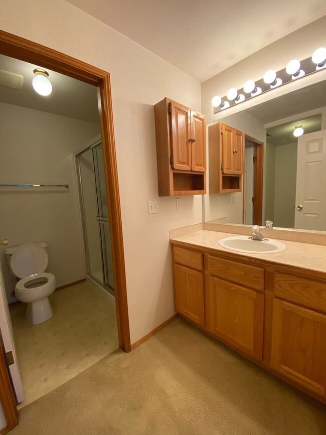 Building Photo - 8807 W Bonnie Ave