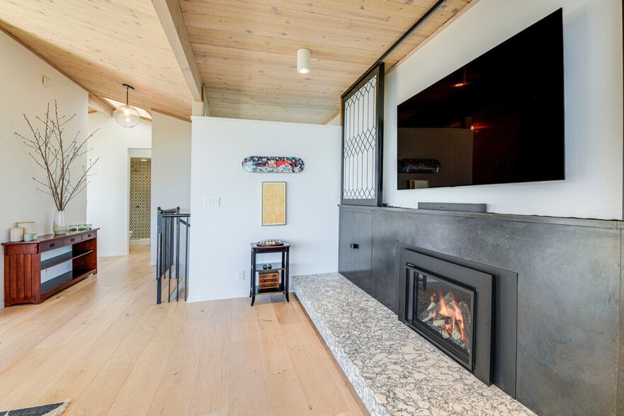 Building Photo - 51 Santa Rosa Ave