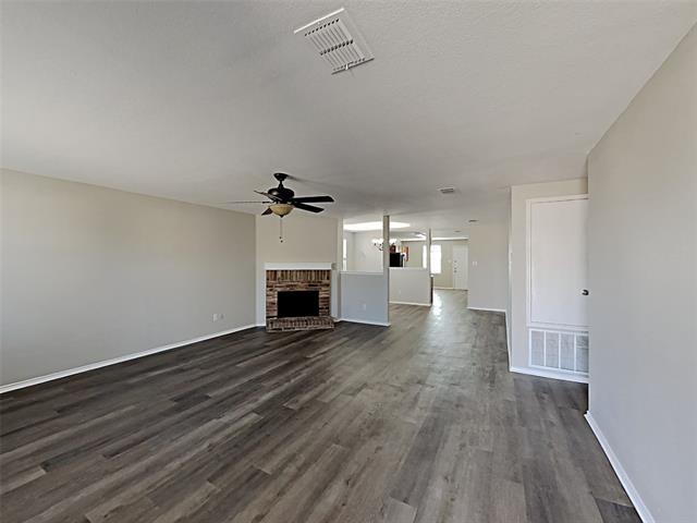 Building Photo - 3901 German Pointer Way