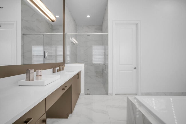 Building Photo - 11242 Gln Orch Ln