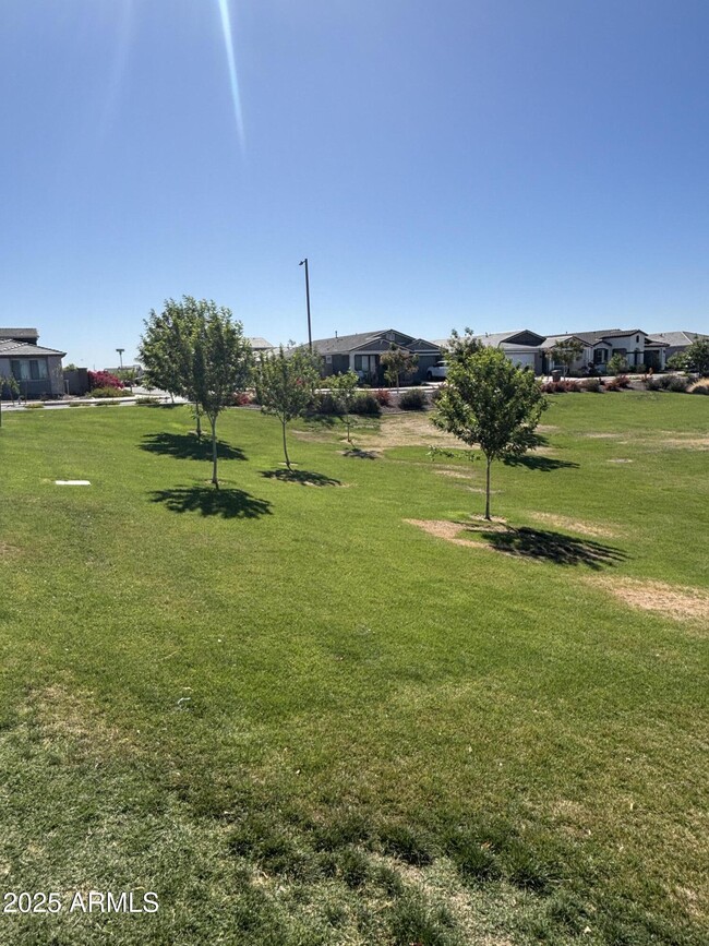Building Photo - 22887 E Bonanza Way