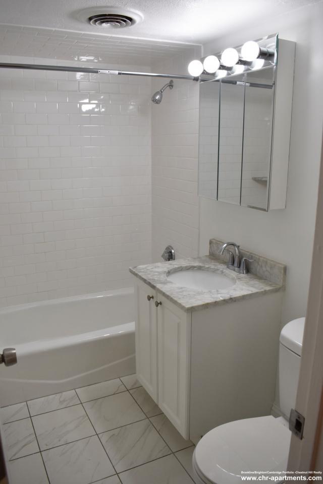 Building Photo - 2 bedroom in Cambridge MA 02138