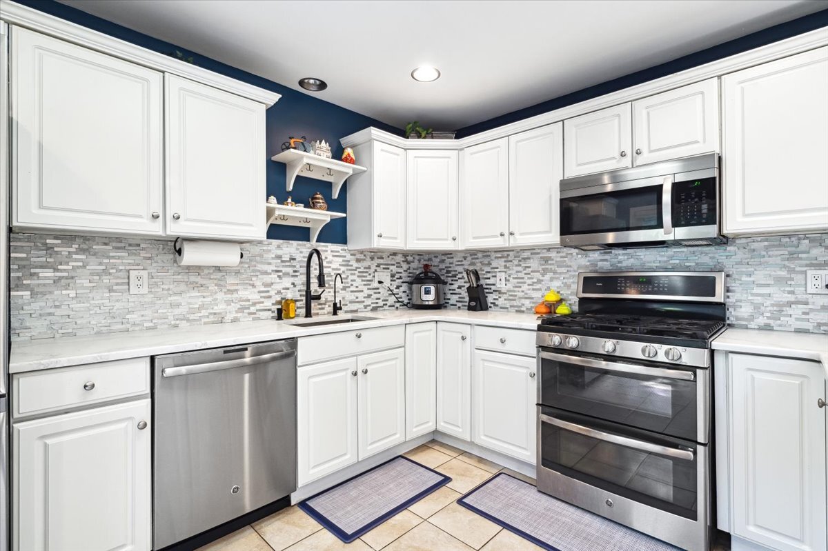 Building Photo - 471 Mahogany Ct