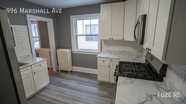 Building Photo - 996 Marshall Ave
