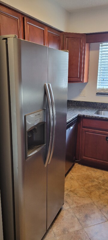 Building Photo - 13300 Walsingham Rd