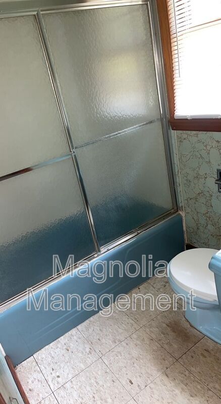 Building Photo - 1935 Raleigh Rd