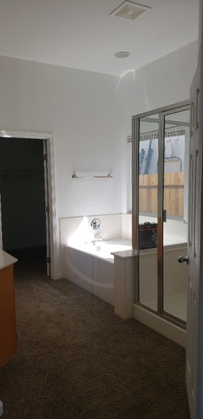 Building Photo - 2271 Celtic Dr