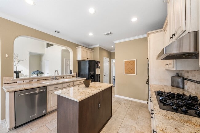 Building Photo - 3902 Lakeridge Canyon Dr