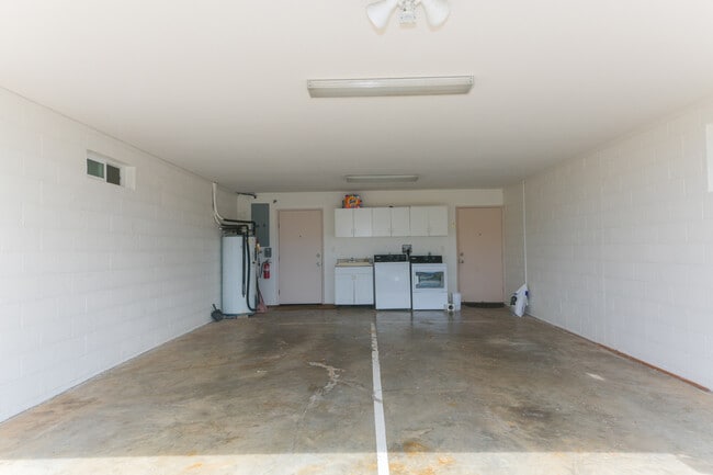 Building Photo - 2218 Booth Rd