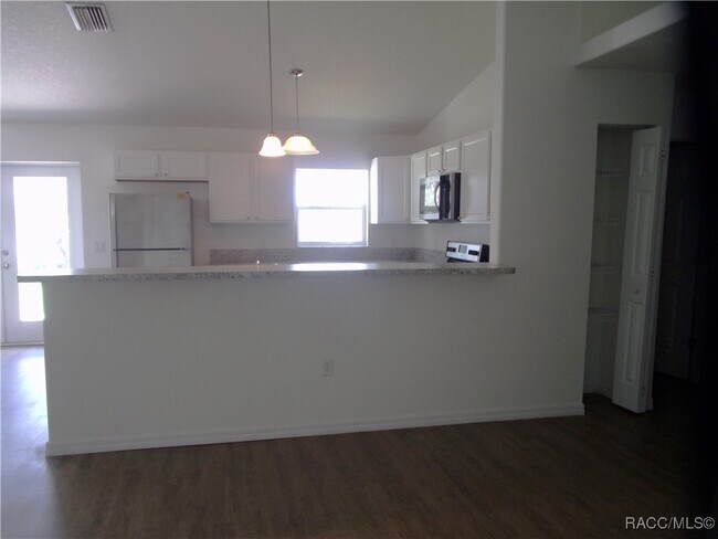 Building Photo - 137 N Independence Hwy