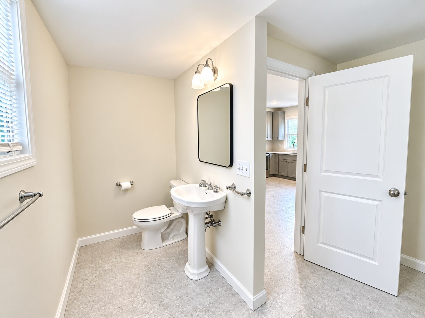 Updated Bath - 364 Water St