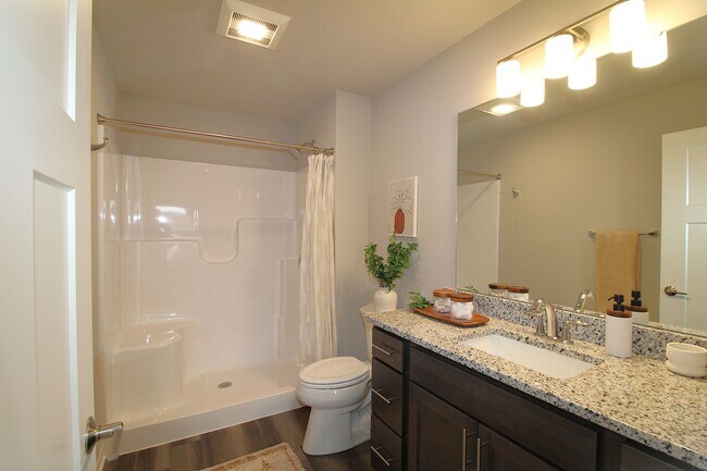 Building Photo - 4818 Suelo Rd