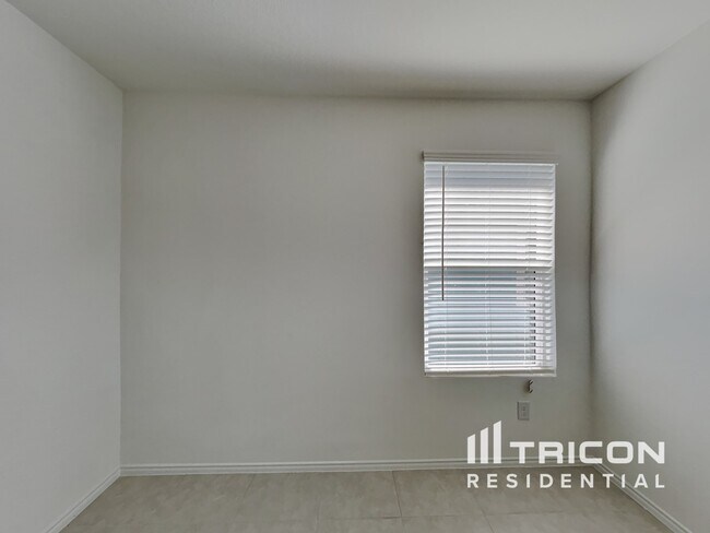 Building Photo - 5620 Rockrose Ln