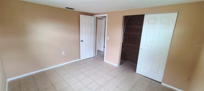 Building Photo - 5305 Hawk Dr