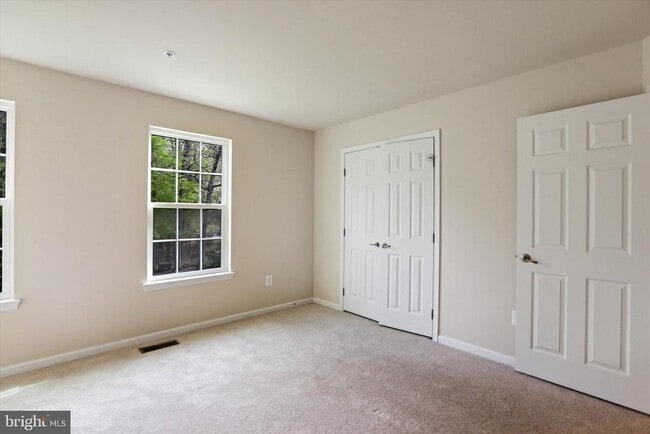 Building Photo - 6981 Linden Ave