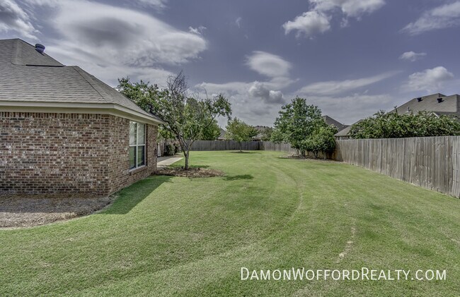Building Photo - 107 Emery Drive