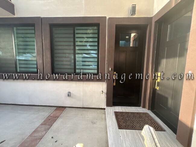 Primary Photo - 2017 Centinela Ave