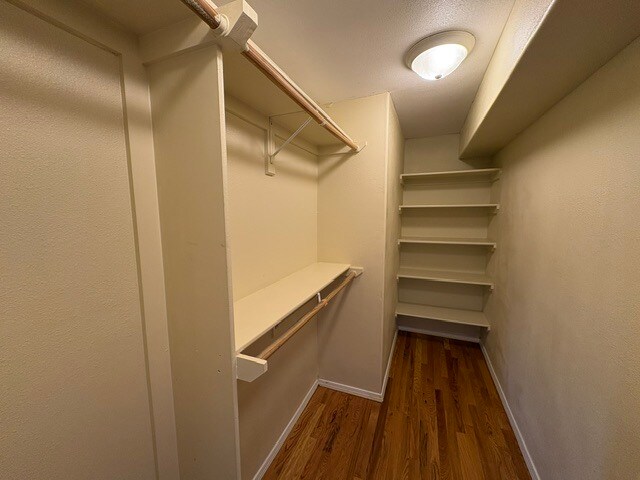 Building Photo - 4721 Skyway Ct SW