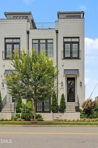 Building Photo - 163 E Park St