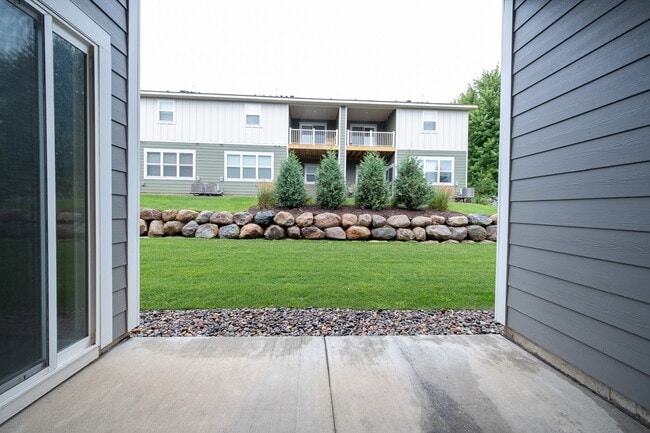 Building Photo - 16415 Jaffna Pl