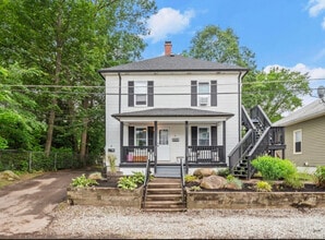 Building Photo - 6 Brook St