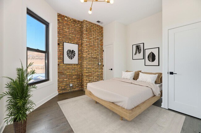 Building Photo - 06 - Mil 1371 LLC