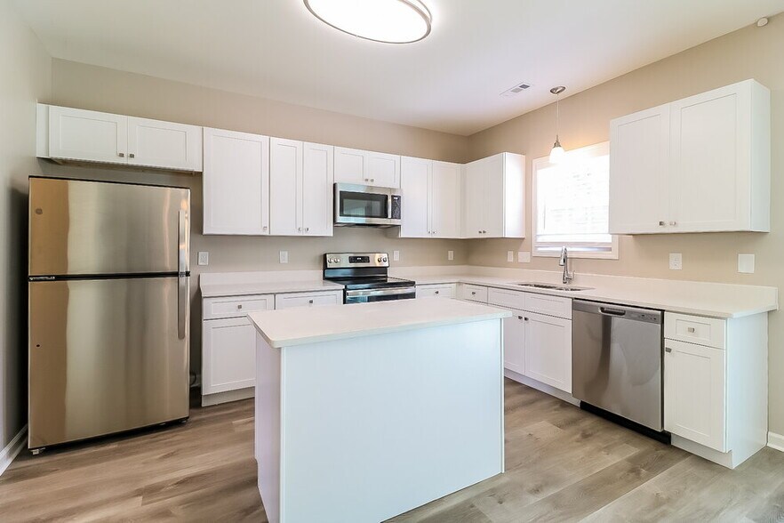 Building Photo - 1442 Eva Mae Dr