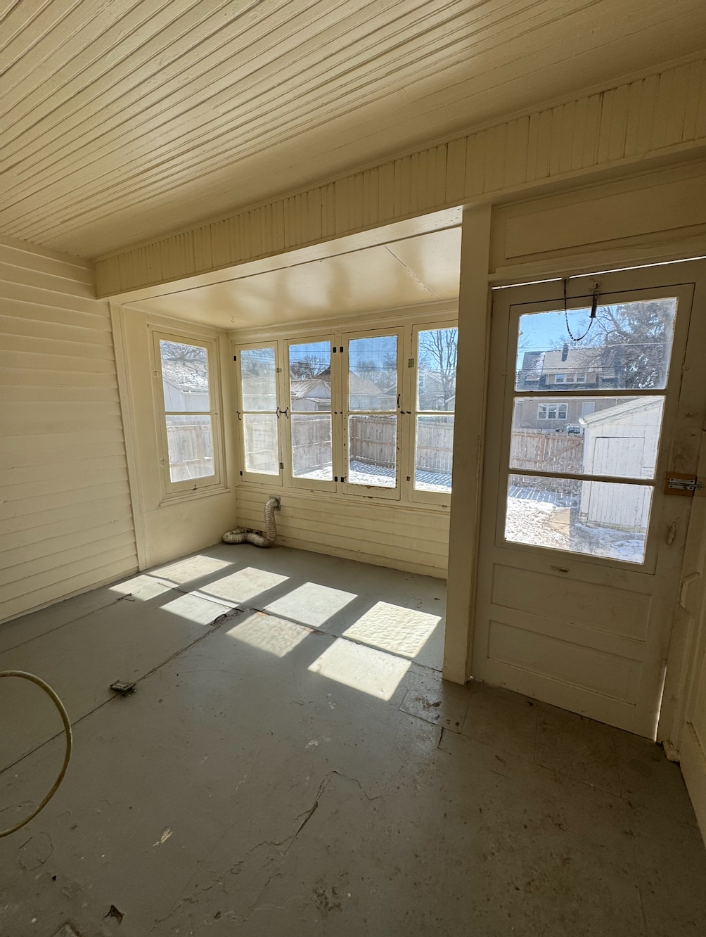Back Porch/Laundry Room - 2806 Felix St