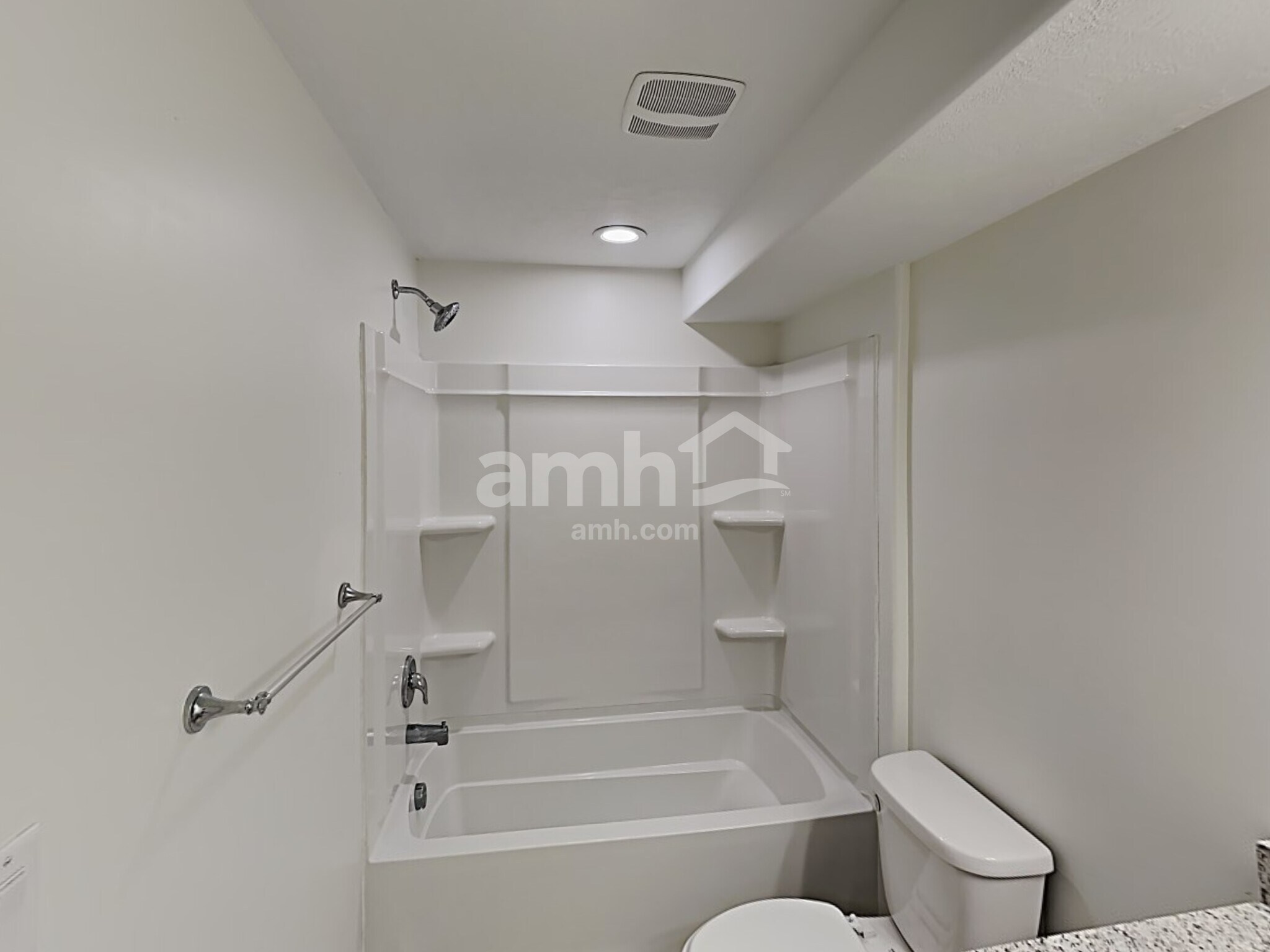 Building Photo - 602 Koins Way