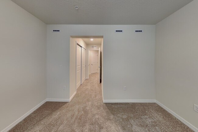 Building Photo - 461 Beryl Cv
