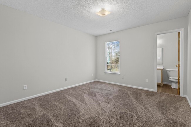 Building Photo - 116 Mesa Ln