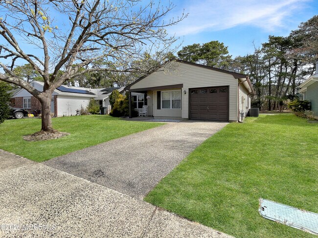 Building Photo - 17 Seaview Ave