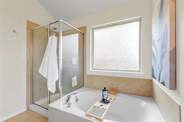 Building Photo - 1514 Greenbrier Dr