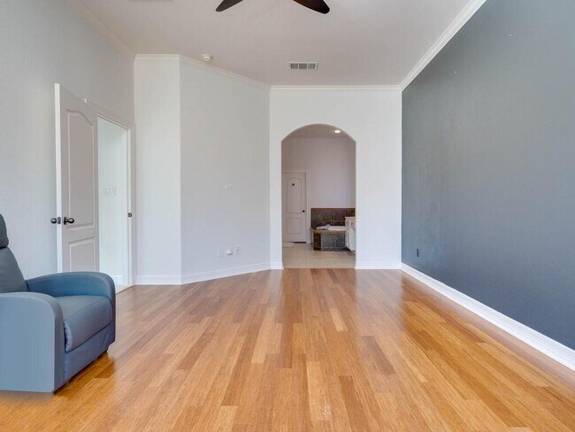 Building Photo - 15405 Prestancia Dr