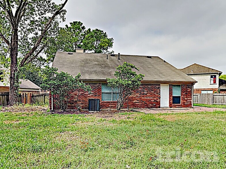 Building Photo - 13830 Keyworth Dr