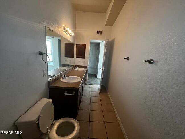 Building Photo - 4029 Hueco Land Ln