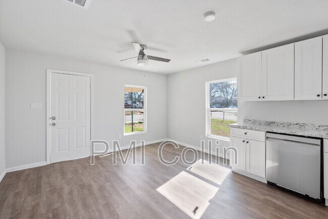 Building Photo - 1434 S Rusk St