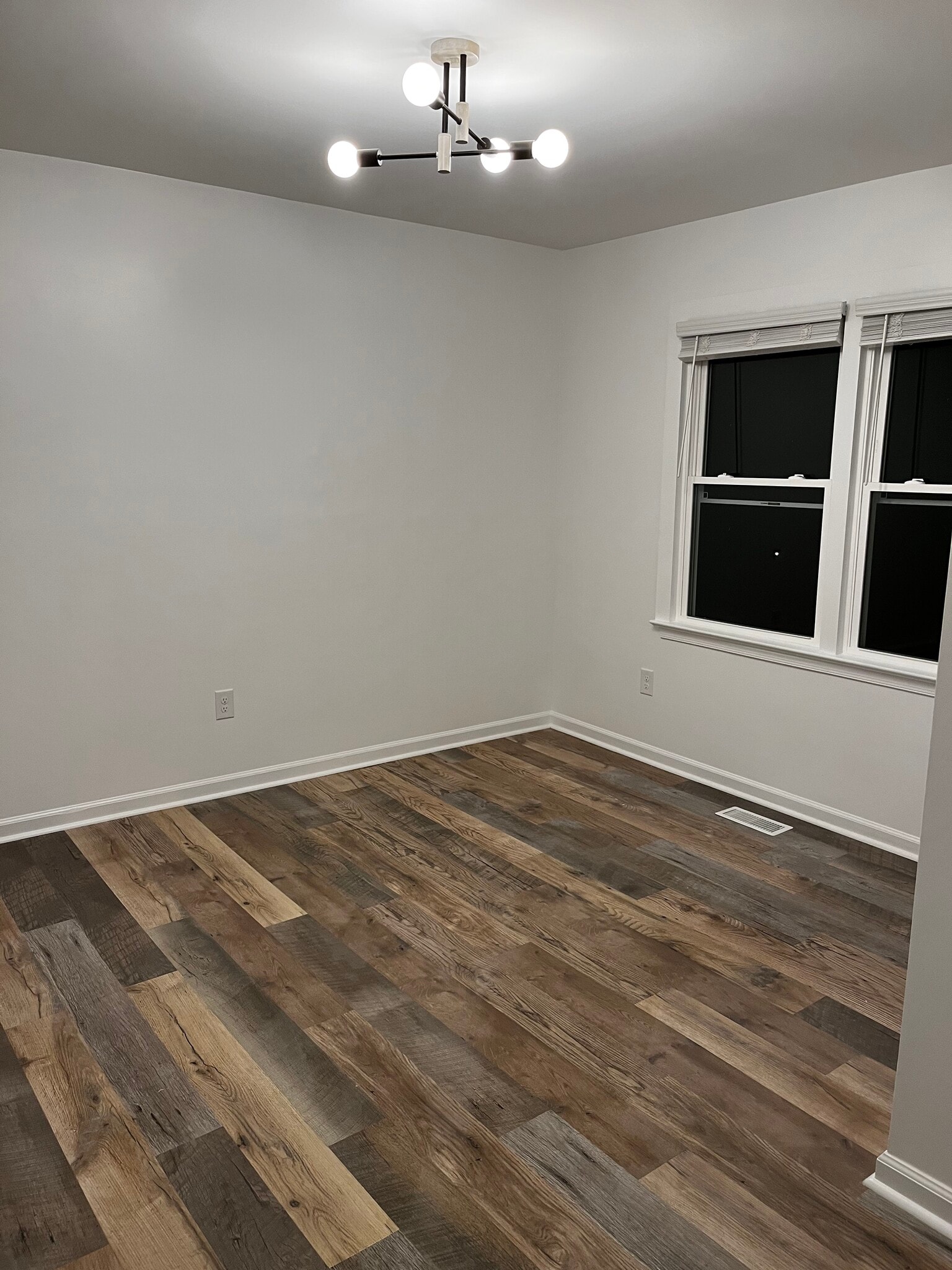 Building Photo - 426 Wynridge Dr