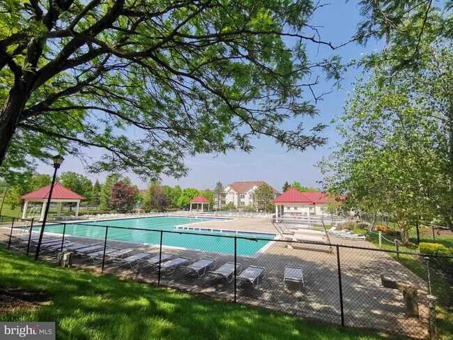 Building Photo - 18715 Sparkling Water Dr