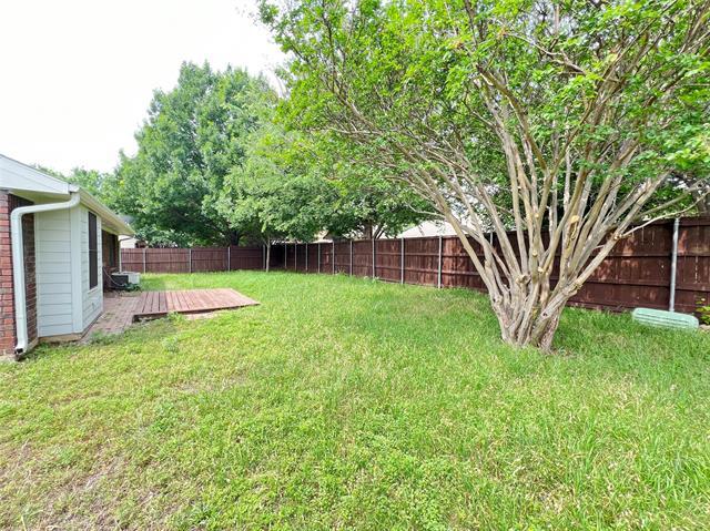 Building Photo - 3514 Riverview Dr