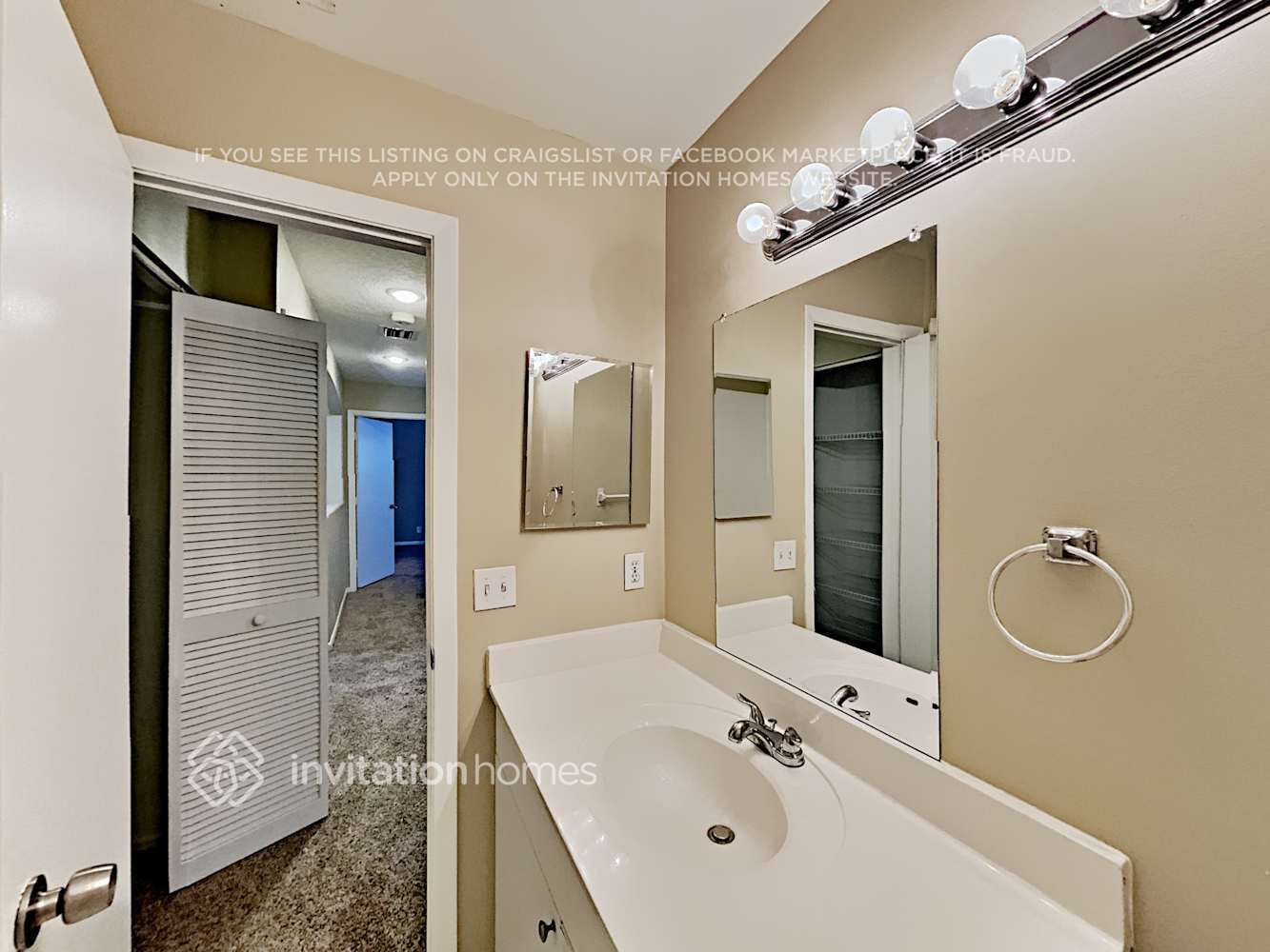 Building Photo - 3811 Jasmine Ln