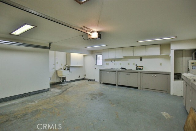 Building Photo - 8161 Terry Dr