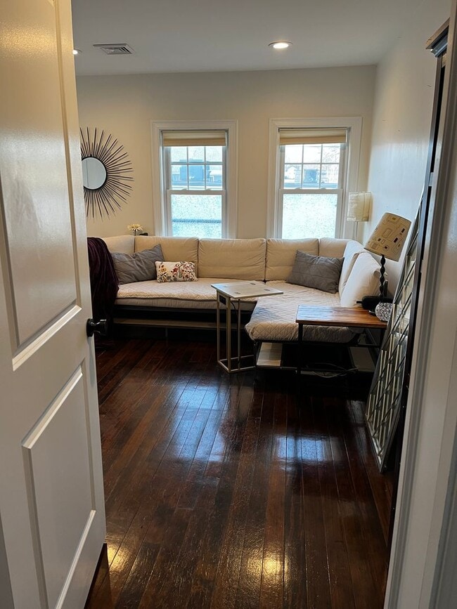 Building Photo - Spacious Condominium– Modern Comfort in th...